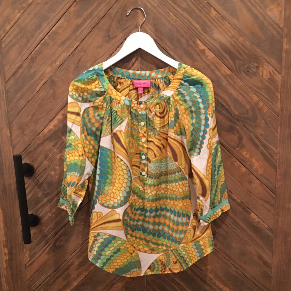 Trina Turk: 3/4 length, light weight blouse